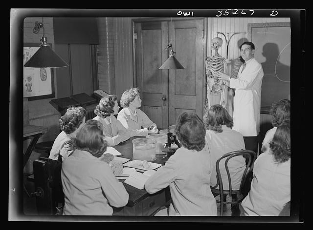 Student nurses learning anatomy